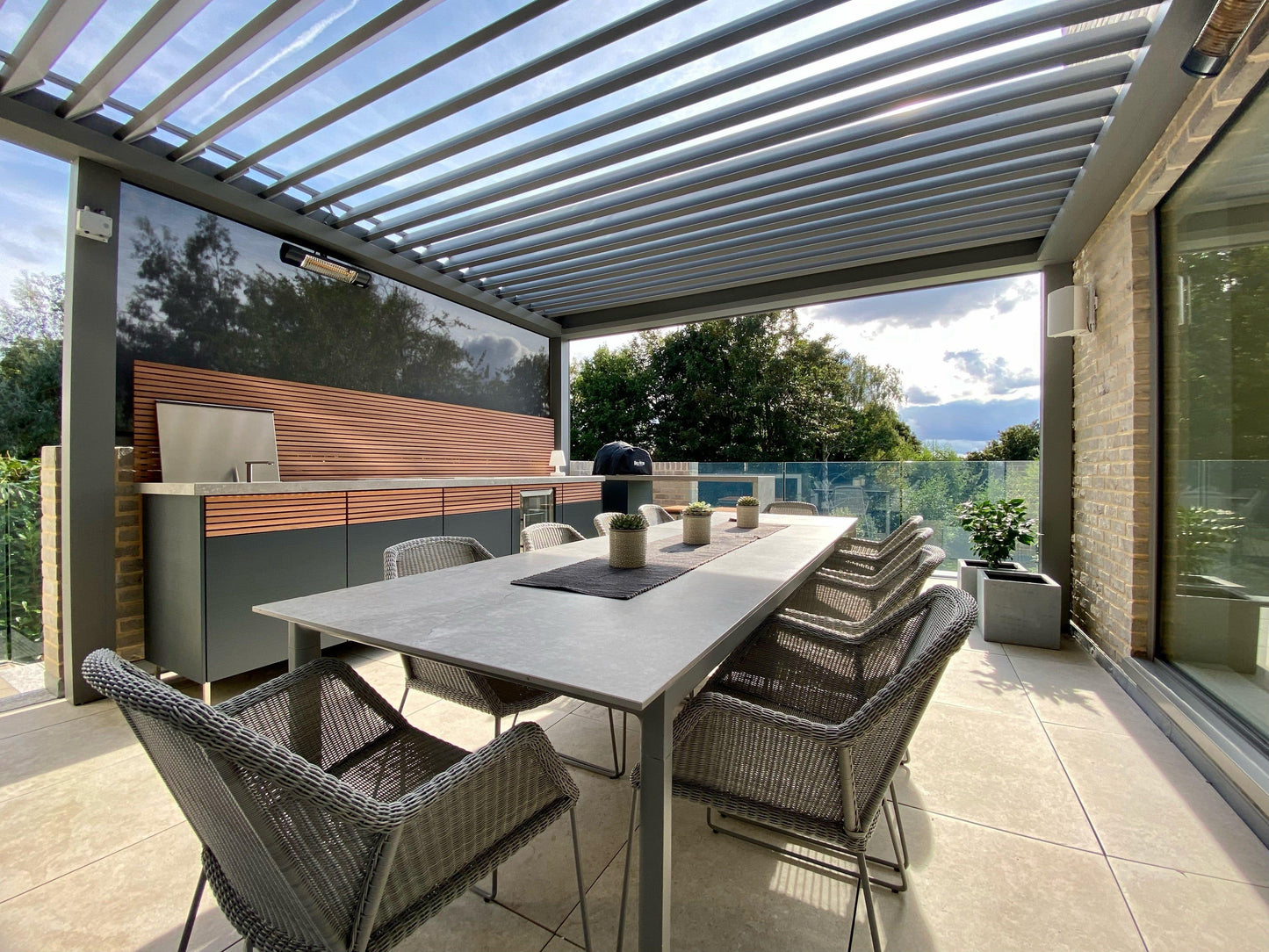 Cubic Outdoor Living Kitchen - C2 Style - Garden House Design